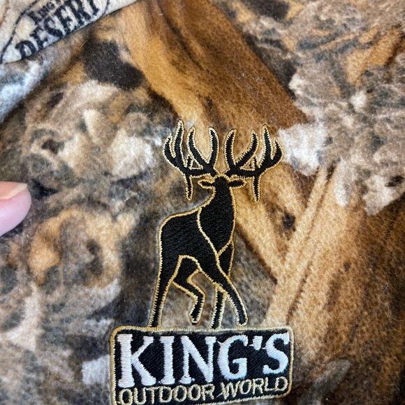 King’s outdoor World boys jacket. Size 4 - Picture 10 of 10